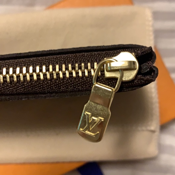 New Never Used Louis Vuitton Key Pouch - Picture 2 of 5